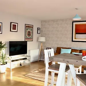 Luxapartment- Port Of Leith - Secure Parking Apartment